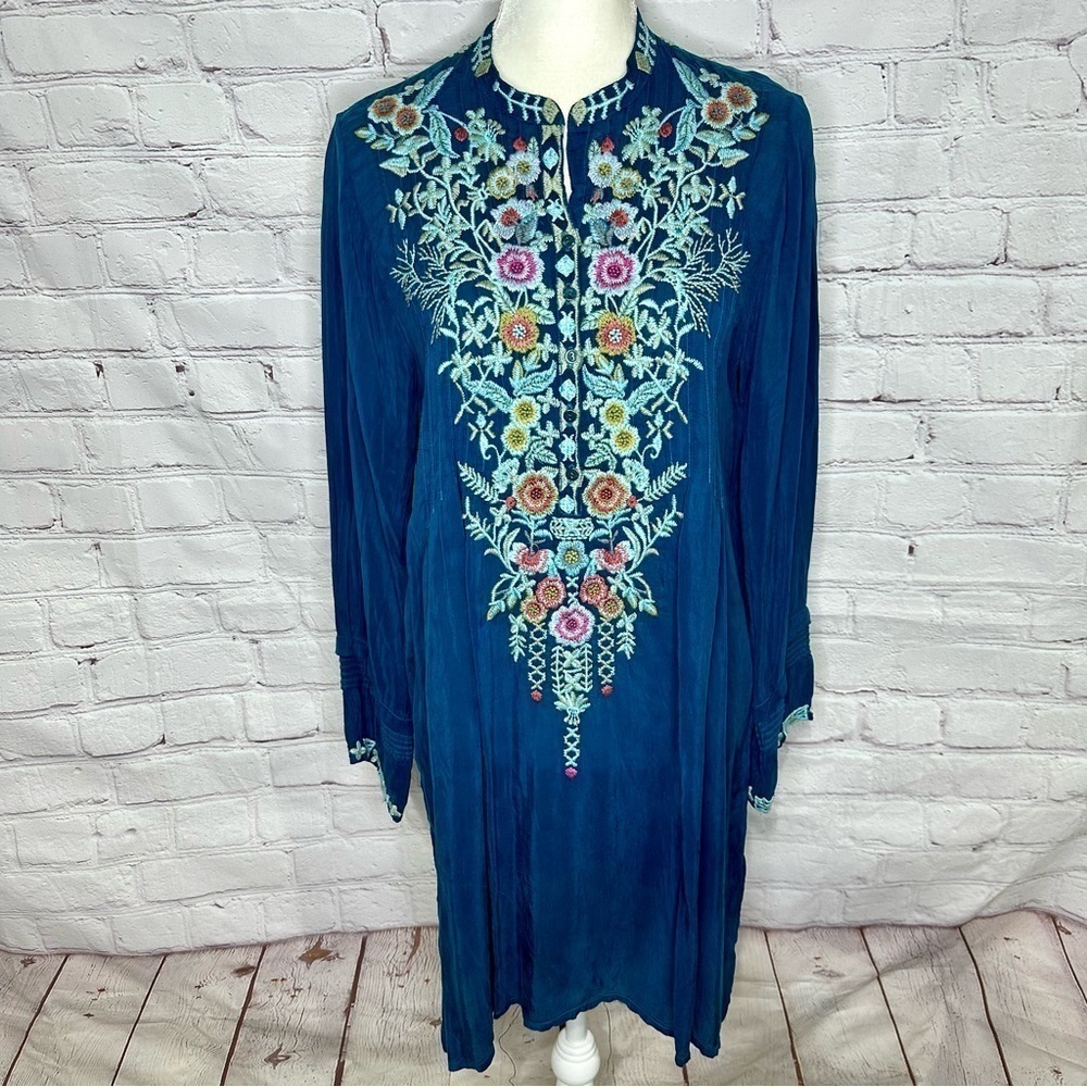 Johnny Was embroidered blue/teal tunic